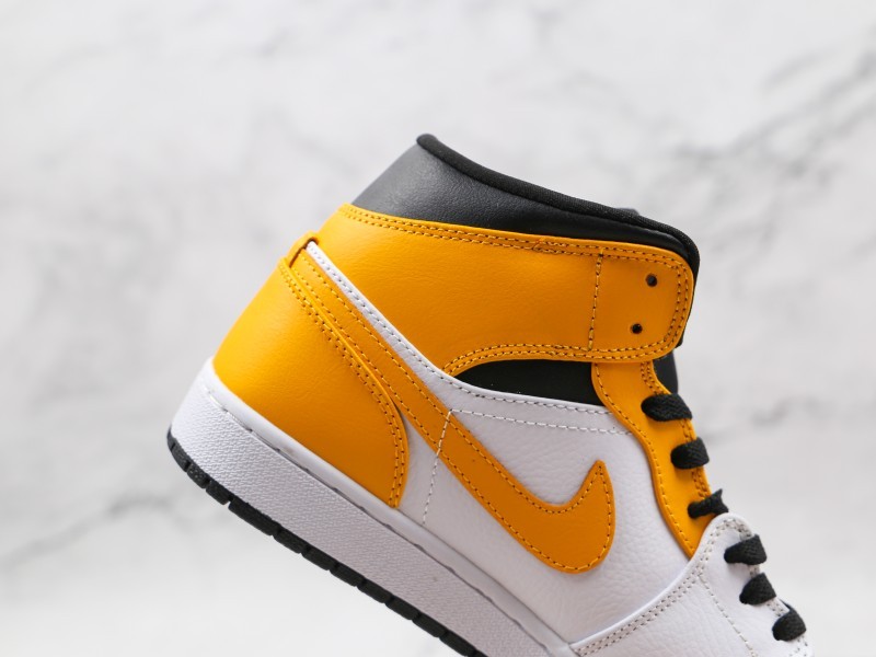 Nike Air Jordan 1 Mid University Gold - Modo Zapatillas | zapatillas en descuento