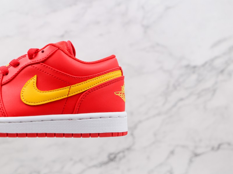 Nike Air Jordan 1 Low Modelo 106H - Modo Zapatillas | zapatillas en descuento