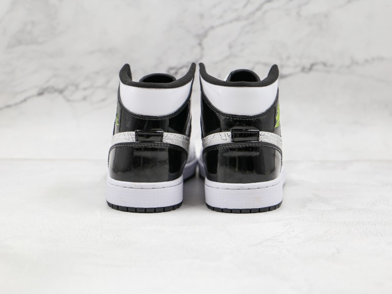 Nike Air Jordan 1 Mid  Modelo 240H - Modo Zapatillas | zapatillas en descuento