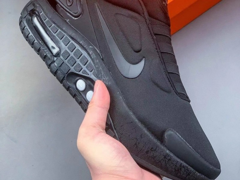 nike auto max triple black