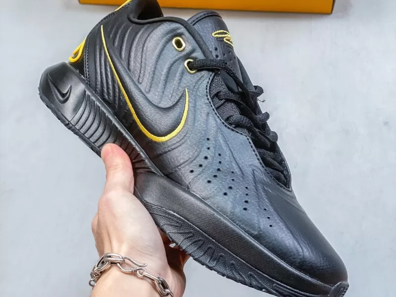 NIKE LEBRON 21 || Nike Lebron 21 TBALB21.012 - Tienda de Tenis de Hombre Tienda de Tenis Mujer 