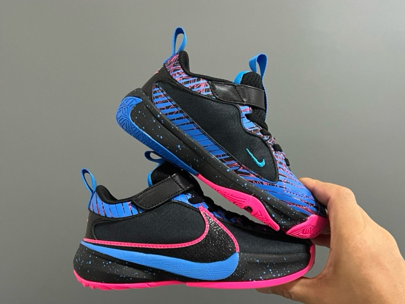 NIKE ZOOM FREAK 5 || Nike Zoom Freak 5 para niños || FREAK5.004 - Tienda de Tenis de Hombre Tienda de Tenis Mujer 