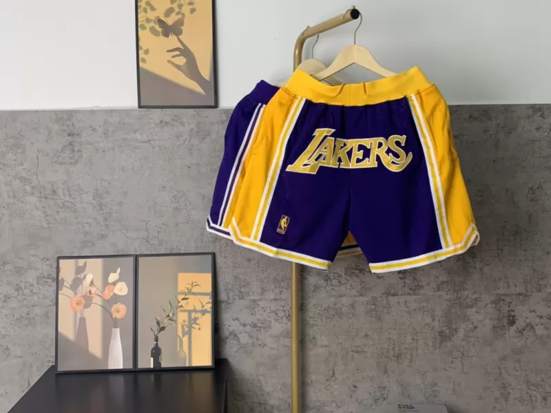 Short deportivo Nike - Logo NBA - Los Ángeles Lakers - 2 versiones - Modo Zapatillas | zapatillas en descuento 
