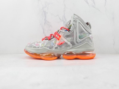 Nike LeBron 19 Modelo 102H-M